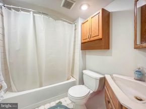 10843 Academy Road, Philadelphia PA 19154