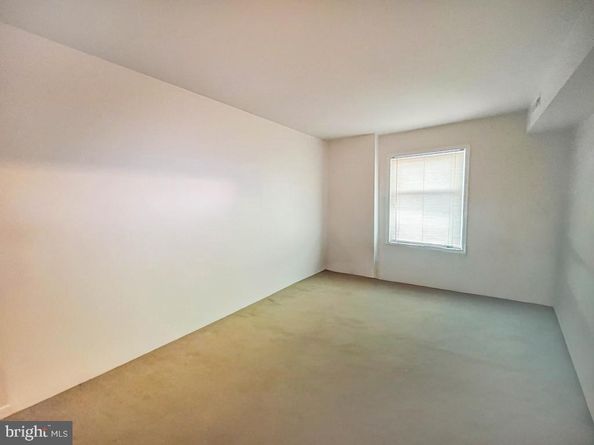 10843 Academy Road, Philadelphia PA 19154