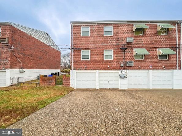 10843 Academy Road, Philadelphia PA 19154