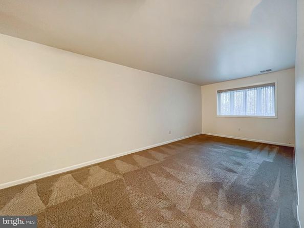 10843 Academy Road, Philadelphia PA 19154