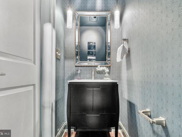 151 V Street NW 4, Washington DC 20001