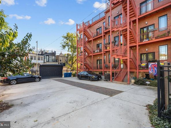 151 V Street NW 4, Washington DC 20001