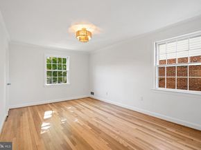 5621 Huntington Parkway, Bethesda MD 20814