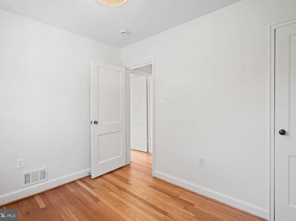 5621 Huntington Parkway, Bethesda MD 20814