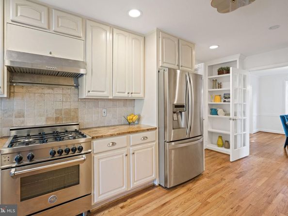 5621 Huntington Parkway, Bethesda MD 20814