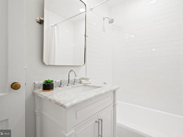 5621 Huntington Parkway, Bethesda MD 20814