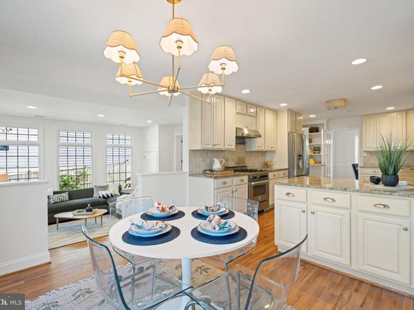 5621 Huntington Parkway, Bethesda MD 20814