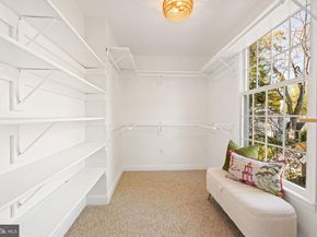 5621 Huntington Parkway, Bethesda MD 20814
