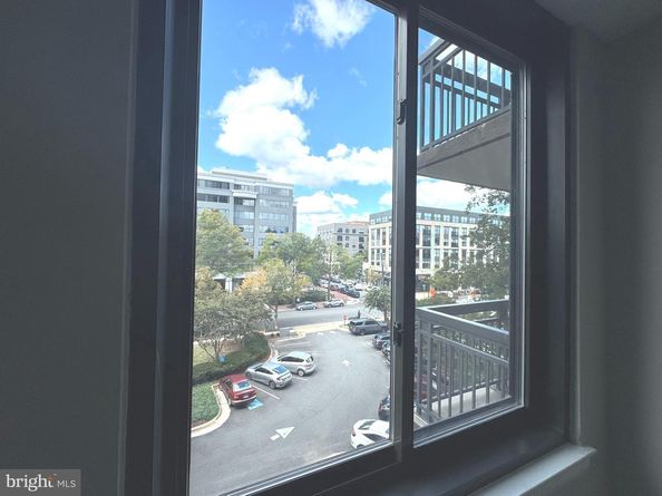 801 N Pitt Street 401, Alexandria VA 22314