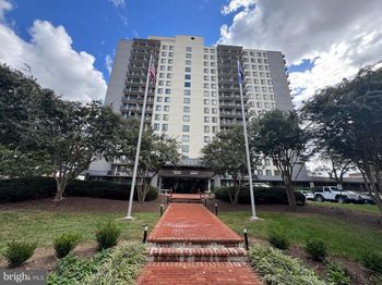 801 N Pitt Street
