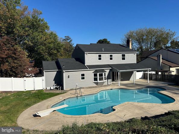125 Fox Hollow Drive, Feasterville Trevose PA 19053