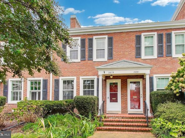 2879 S Abingdon Street, Arlington VA 22206
