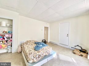 23 N Wycombe Avenue, Lansdowne PA 19050