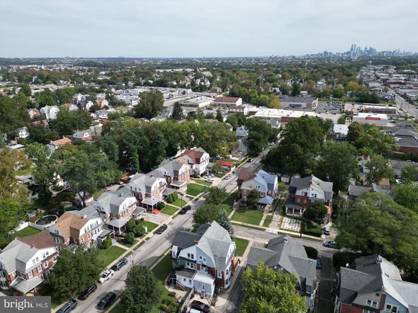 23 N Wycombe Avenue, Lansdowne PA 19050