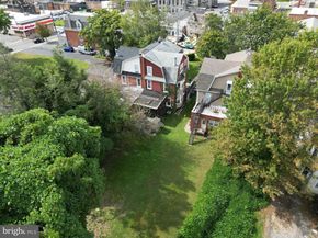 23 N Wycombe Avenue, Lansdowne PA 19050