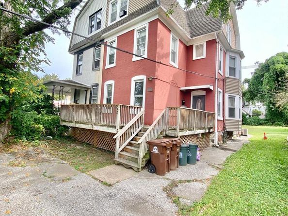 23 N Wycombe Avenue, Lansdowne PA 19050