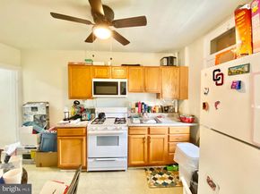 23 N Wycombe Avenue, Lansdowne PA 19050