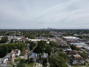 23 N Wycombe Avenue, Lansdowne PA 19050