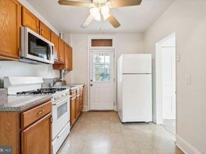 23 N Wycombe Avenue, Lansdowne PA 19050