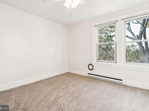 23 N Wycombe Avenue, Lansdowne PA 19050