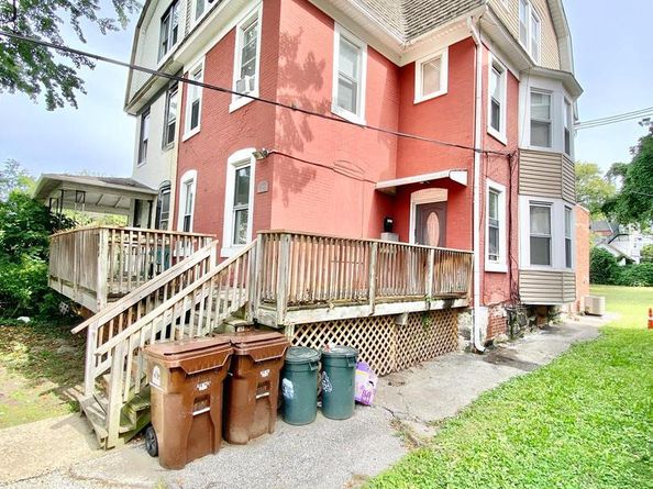 23 N Wycombe Avenue, Lansdowne PA 19050