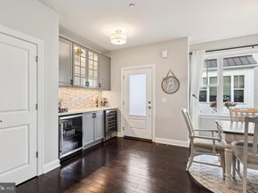 8 Lacey Lane, Warminster PA 18974