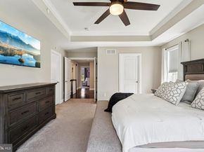 8 Lacey Lane, Warminster PA 18974