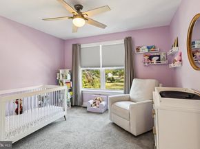 8 Lacey Lane, Warminster PA 18974