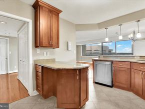 3709 S George Mason Drive 1203E, Falls Church VA 22041