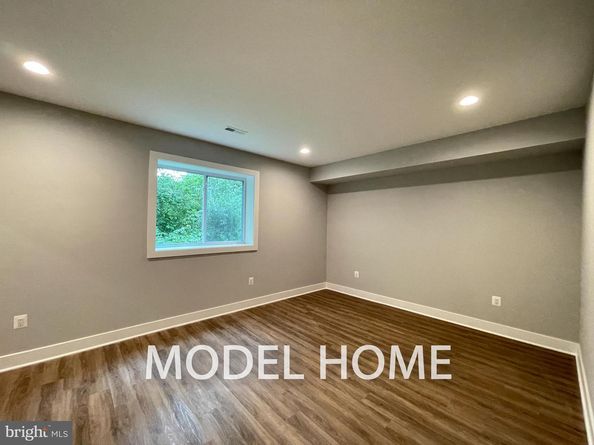 449 Lawyers Road NW, Vienna VA 22180