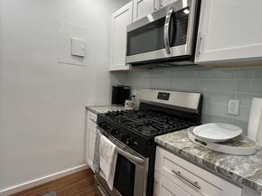 210 Locust Street 15EW, Philadelphia PA 19106
