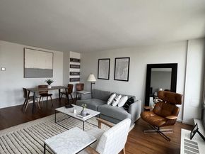210 Locust Street 15EW, Philadelphia PA 19106