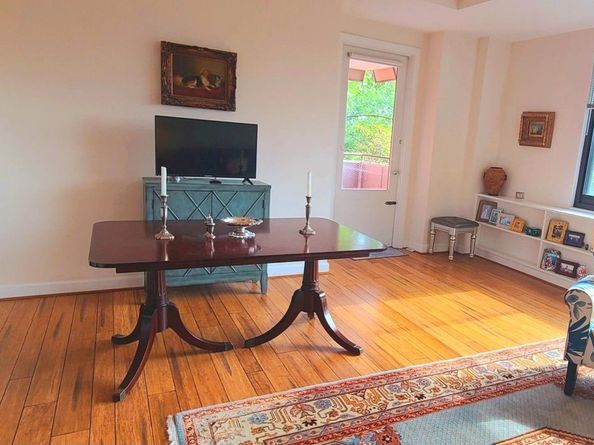 1021 Arlington Boulevard 330, Arlington VA 22209
