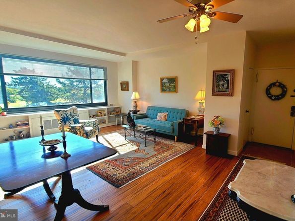 1021 Arlington Boulevard 330, Arlington VA 22209