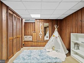 870 N 30TH Street, Philadelphia PA 19130
