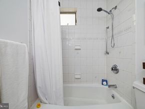 870 N 30TH Street, Philadelphia PA 19130