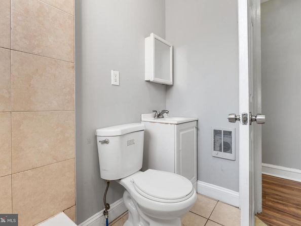 832 E Westmoreland Street, Philadelphia PA 19134