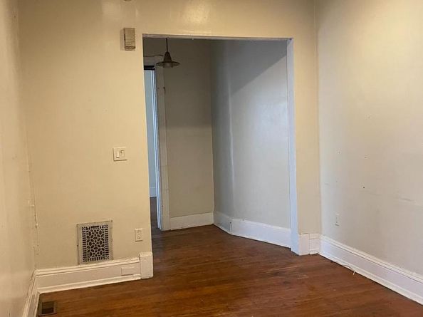 4715 Springfield Avenue, Philadelphia PA 19143