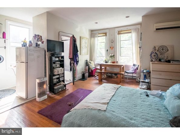 4715 Springfield Avenue, Philadelphia PA 19143