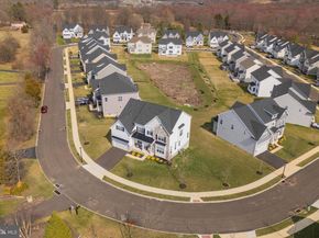214 Grove Valley Court, Chalfont PA 18914