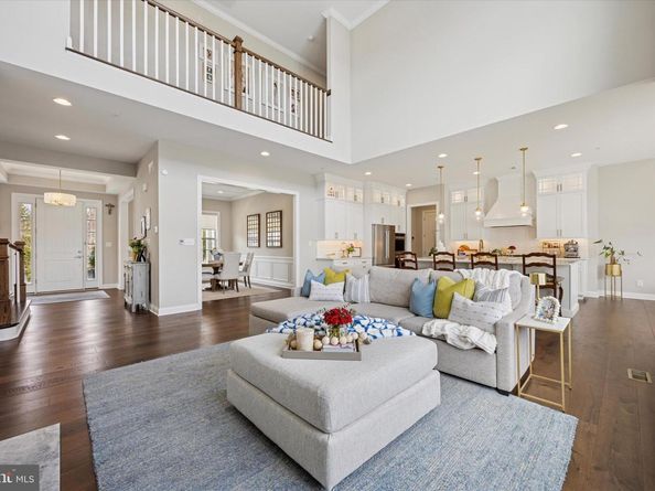 214 Grove Valley Court, Chalfont PA 18914