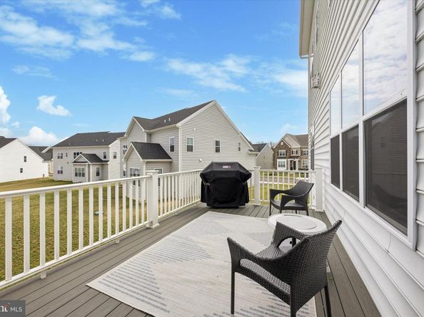 214 Grove Valley Court, Chalfont PA 18914