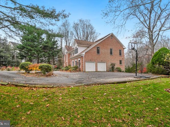 9454 Seven Locks Road, Bethesda MD 20817