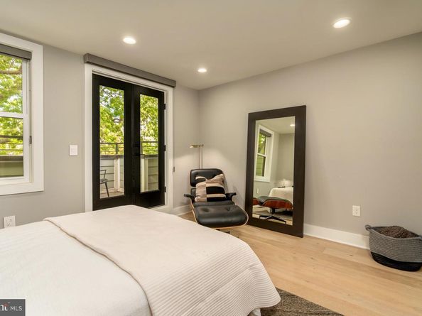 430 15TH Street SE, Washington DC 20003