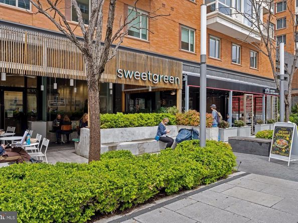 2507 I Street NW, Washington DC 20037