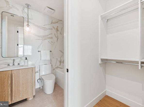 2507 I Street NW, Washington DC 20037