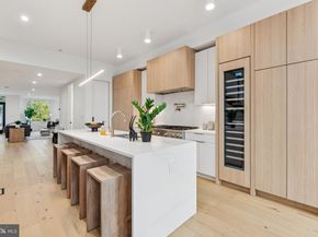 2507 I Street NW, Washington DC 20037