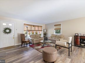938 Jamison, Warminster PA 18974