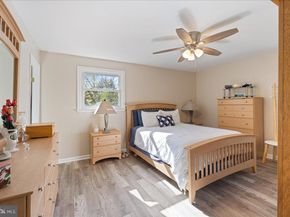 938 Jamison, Warminster PA 18974