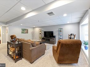 938 Jamison, Warminster PA 18974